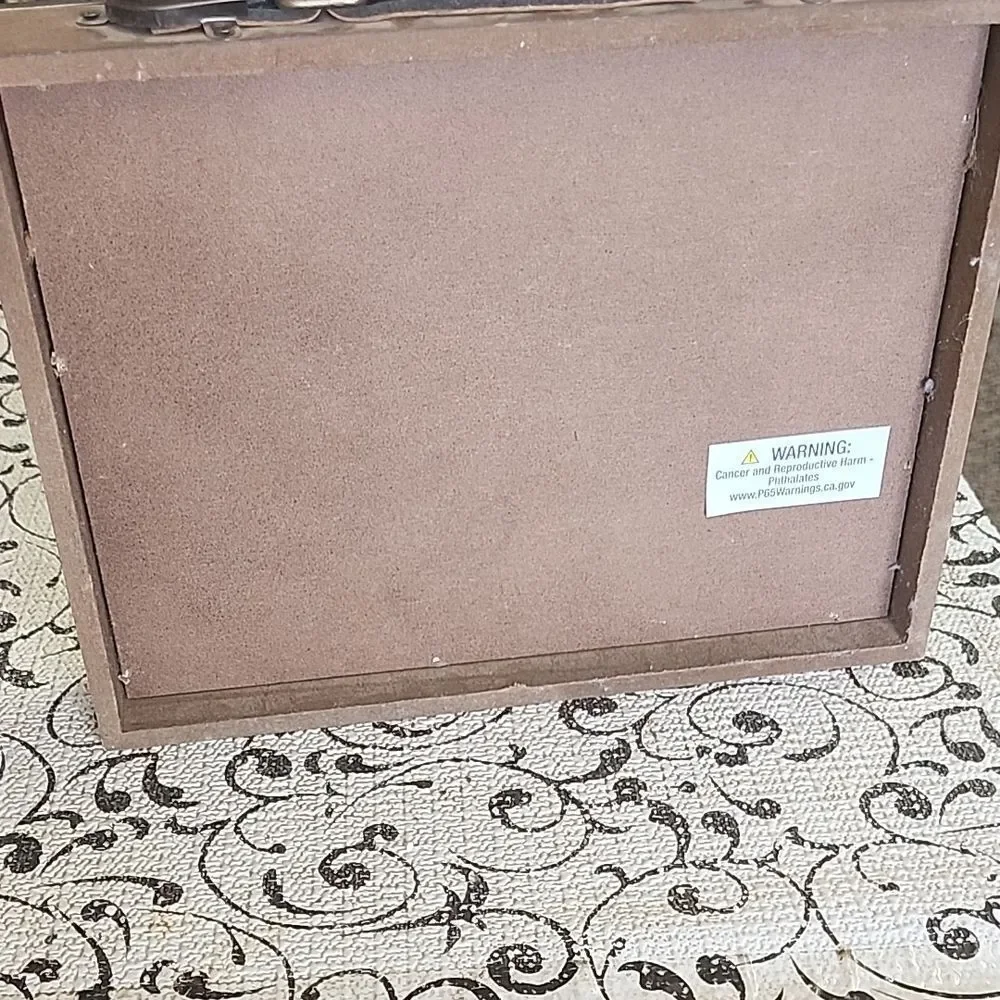 Vintage-Style Map Photo Frame - Picture 3 of 6